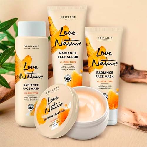 Bộ dưỡng da làm sáng da Love Nature Radiance Facial Kit with Organic Milk Honey and Turmeric sữa, mật ong, nghệ – 4 sản phẩm - 42049 Oriflame