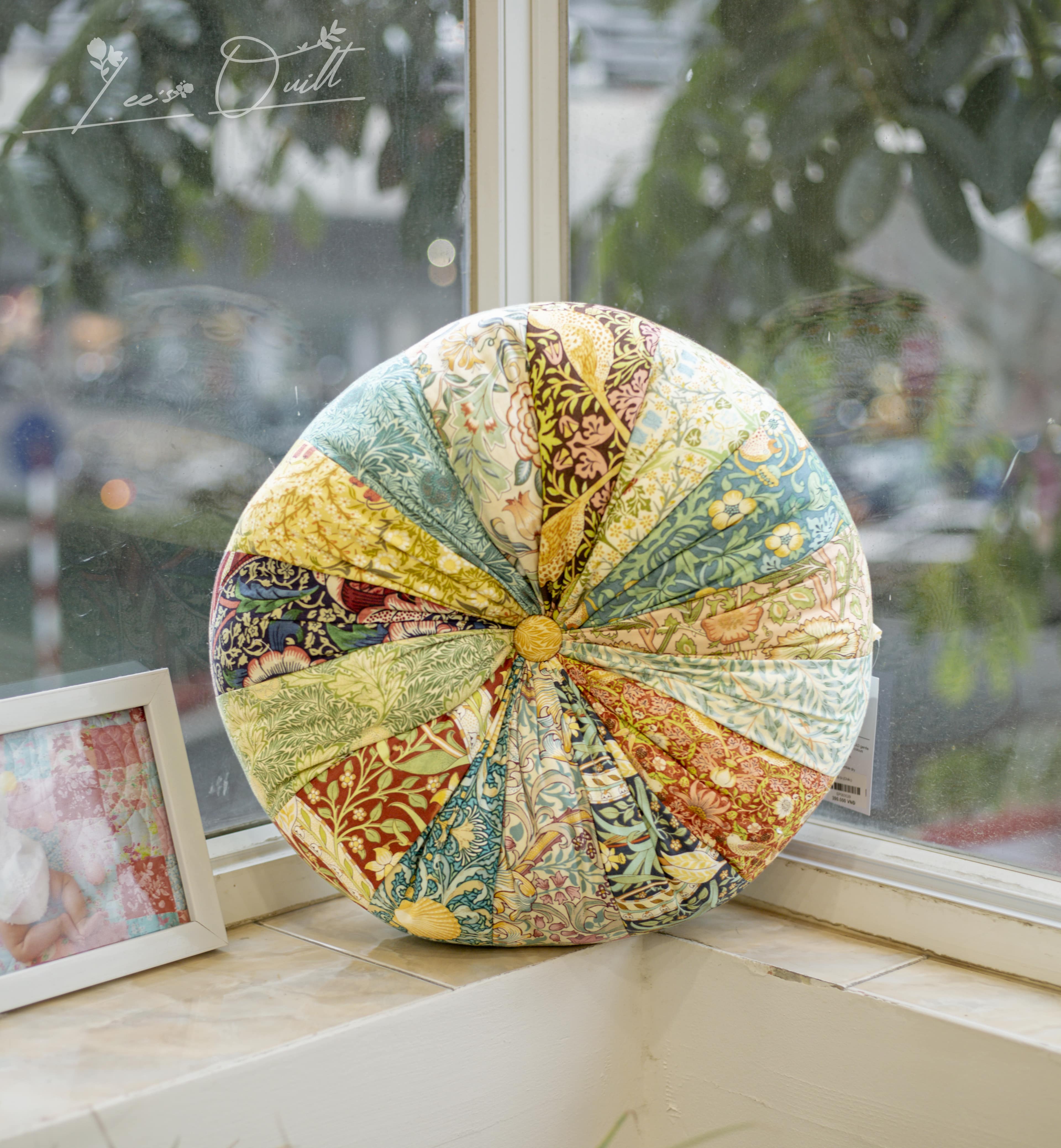 Gối bí, nhiều màu, kích thước R38x17cm