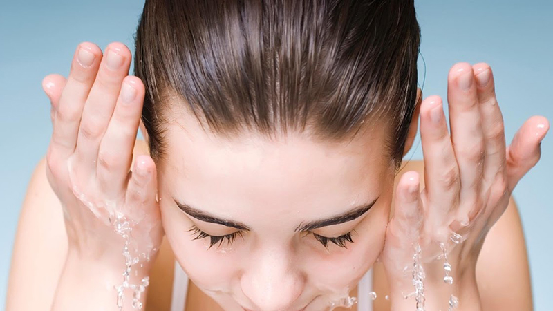 Kem dưỡng da chống lão hóa Shiseido Aqualabel Special Gel 90g (Đỏ)