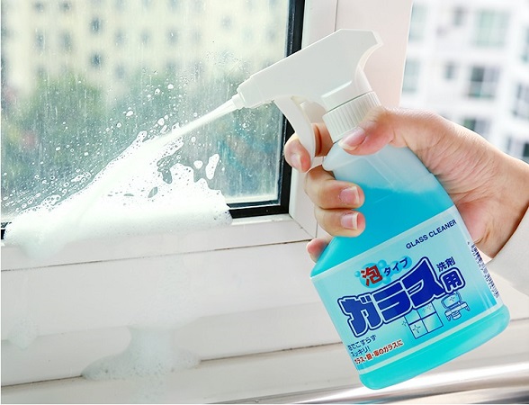 Chai xịt vệ sinh kính Rocket (Hàng Nhật nội địa) - 300ml