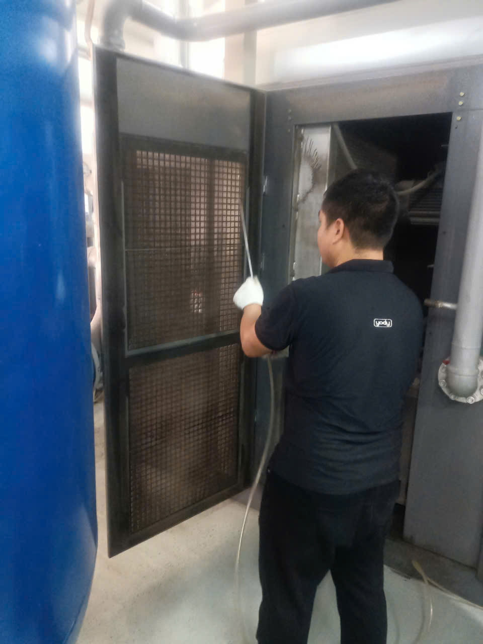 Công ty TNHH Compkoreavina thay thế phụ kiện máy 200HP tại công ty YDC_ Thái Nguyên