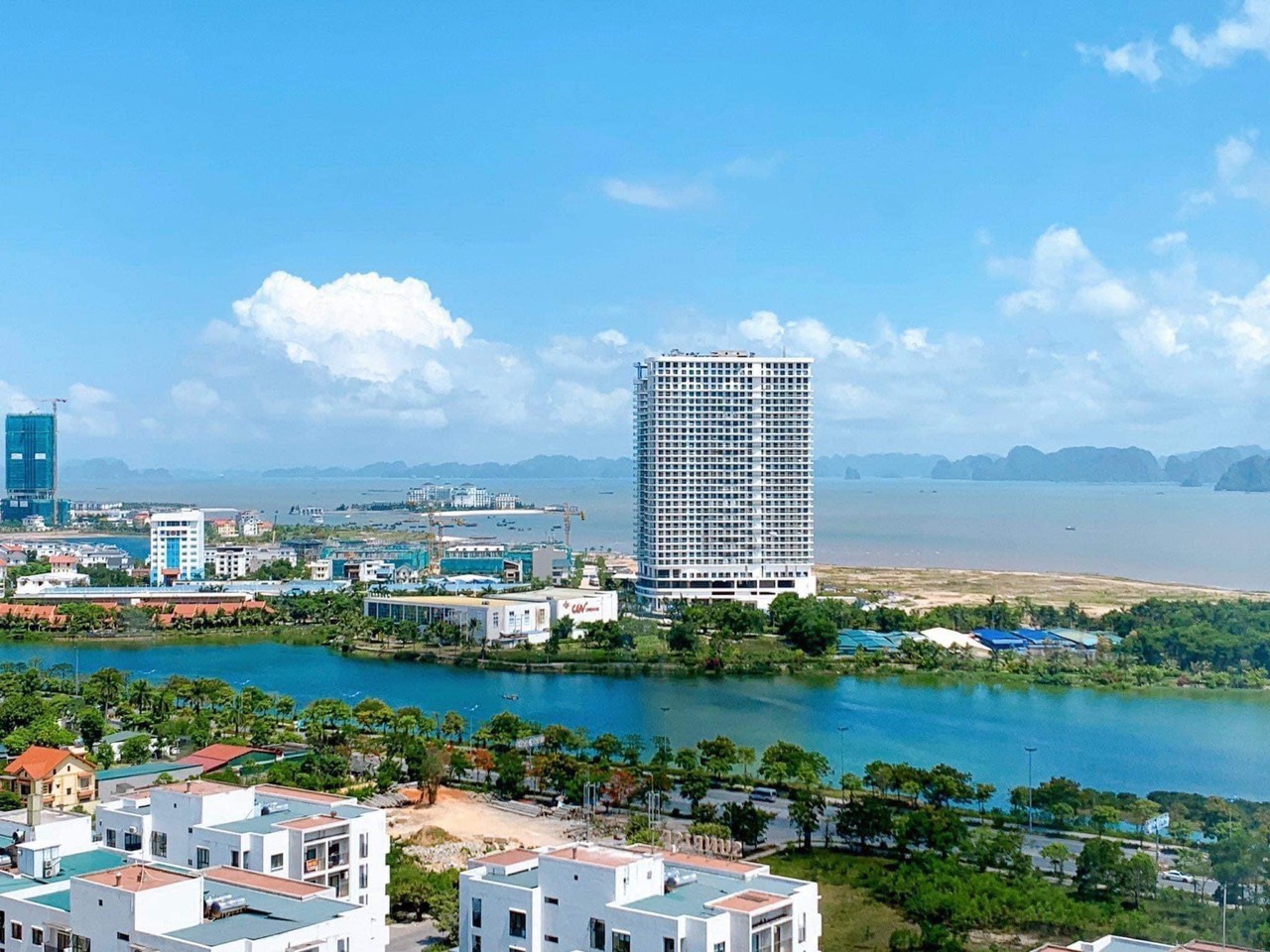 Studio View biển B11A15 Chung cư Bim Green Bay