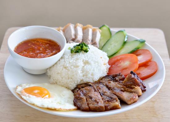 Ăn cơm nguội có nguy hiểm?
