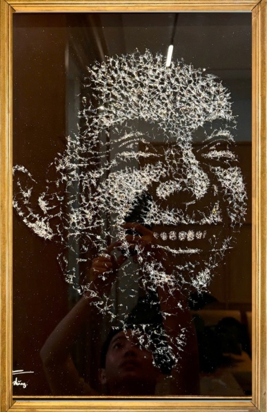 Tranh vẽ bằng búa