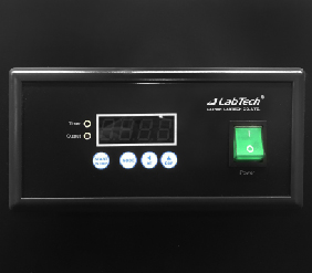 Tủ tiệt trùng tia cực tím khí nóng 56 Lít Labtech LUV-061S