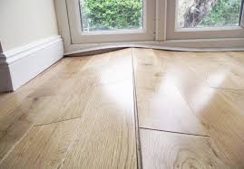 Mẹo xử lý gỗ công nghiệp bị cong vênh do nhiệt độ