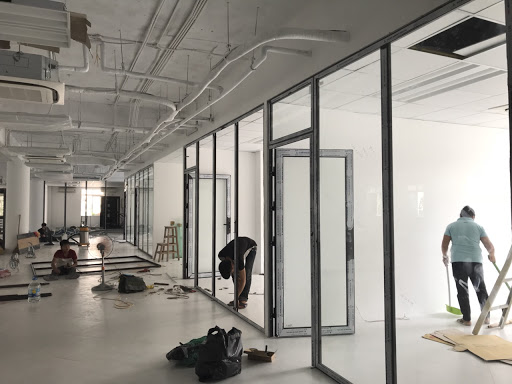 Quy trình thi công lắp đặt cửa kính chi tiết