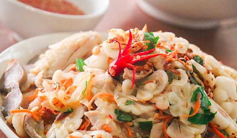 Gỏi Gà Bổ Dưỡng Cho Ngày Hè Nóng Bức