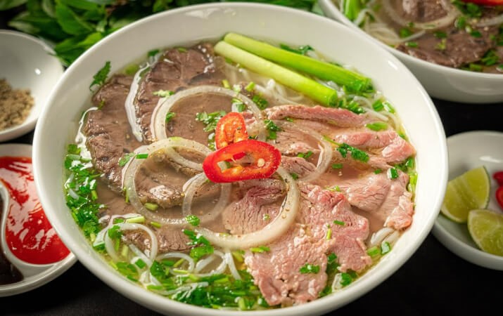 Phở Bò Tiếng Anh Là gì? - Món ngon chinh phục khách Quốc tế
