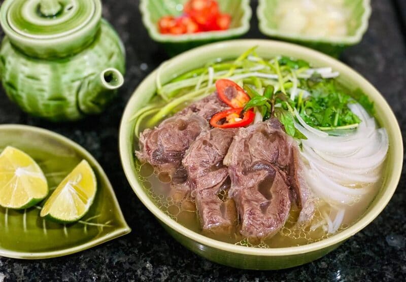 Cách giảm lượng calo trong phở bò
