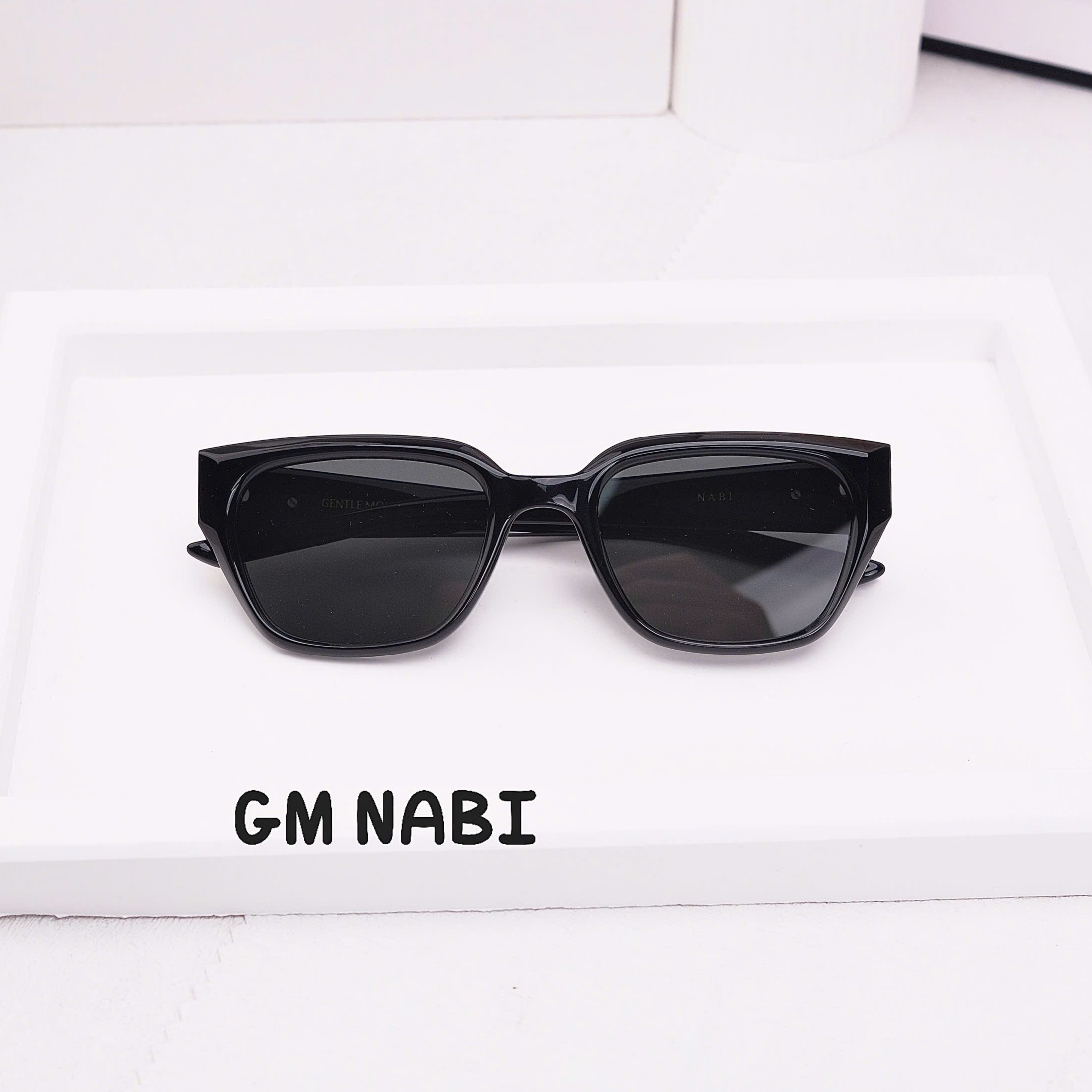 Gentle Monster Nabi 01 — Kính Nơ Bướm Siêu Unique Đang Viral Khắp TikTok Hàn