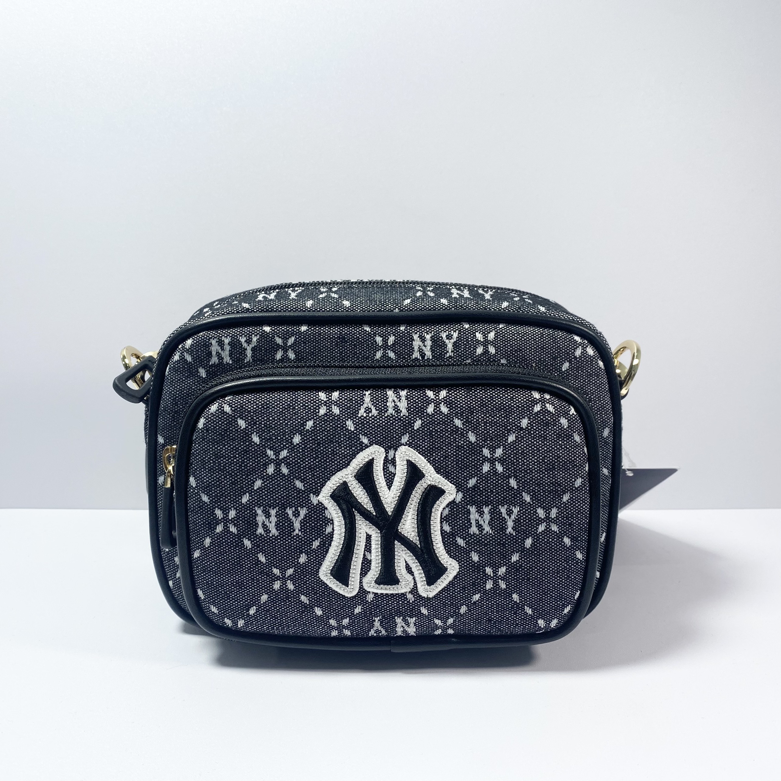 Túi Đeo Hông MLB Monogram Hip New York Yankees 3AHSM012N50CRD Màu Đen   honglinhauthentic