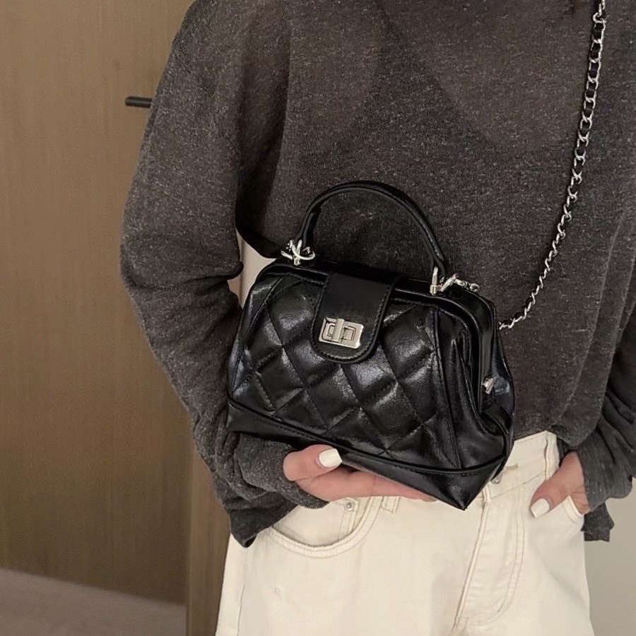 Tui Xach Chanel Mini Handle Bag Remake Korea Size 20cm Authenticshop.vn Th i trang chinh hang