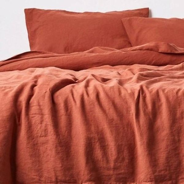 Ga giường linen tông màu terracotta (màu đất sét/đất nung)