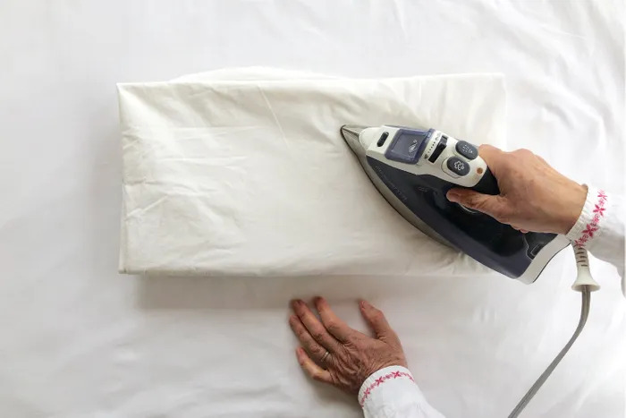 Cách bảo quản trang phục vải Linen