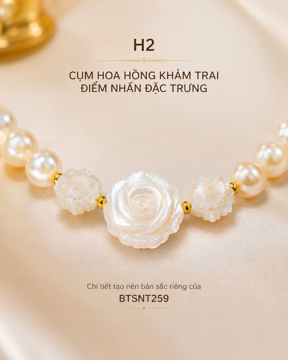 Cụm hoa hồng khảm trai trung tâm trên vòng cổ ngọc trai BTSNT259