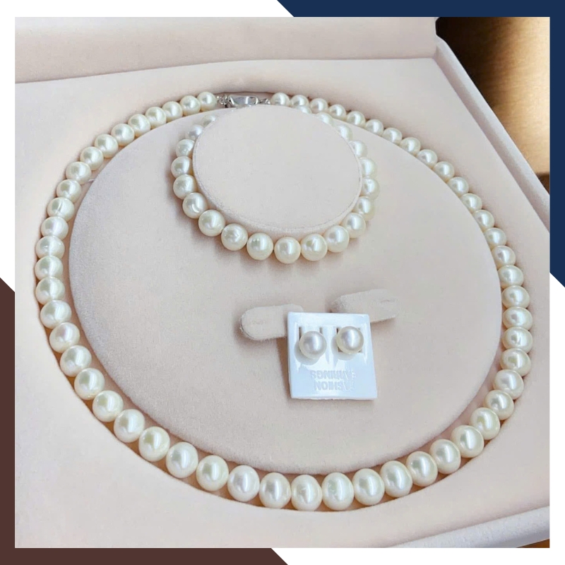 Sự đồng bộ chất lượng và kích thước hạt ngọc giữa cổ, tay và tai trong cùng cấu hình