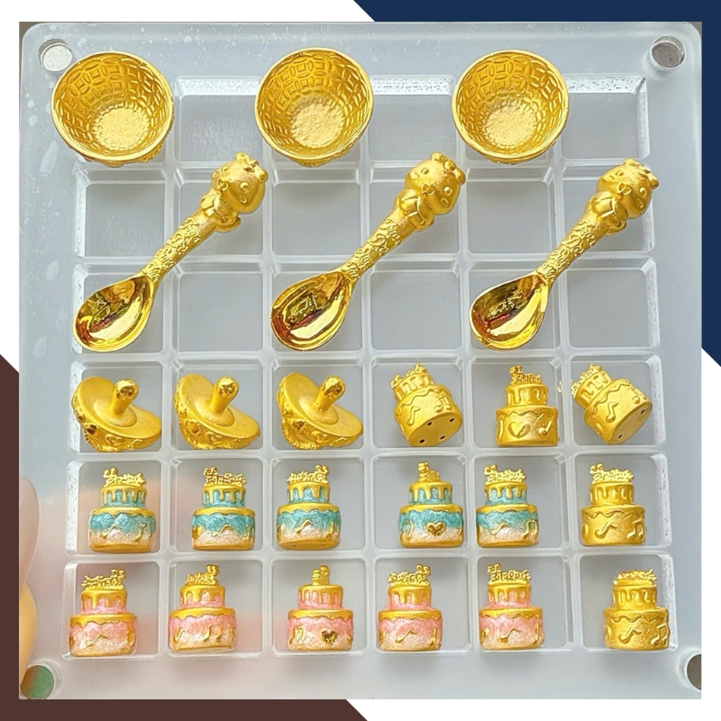 Hình ảnh biểu trưng bát đũa vàng QTV32 trong quà thôi nôi cho bé