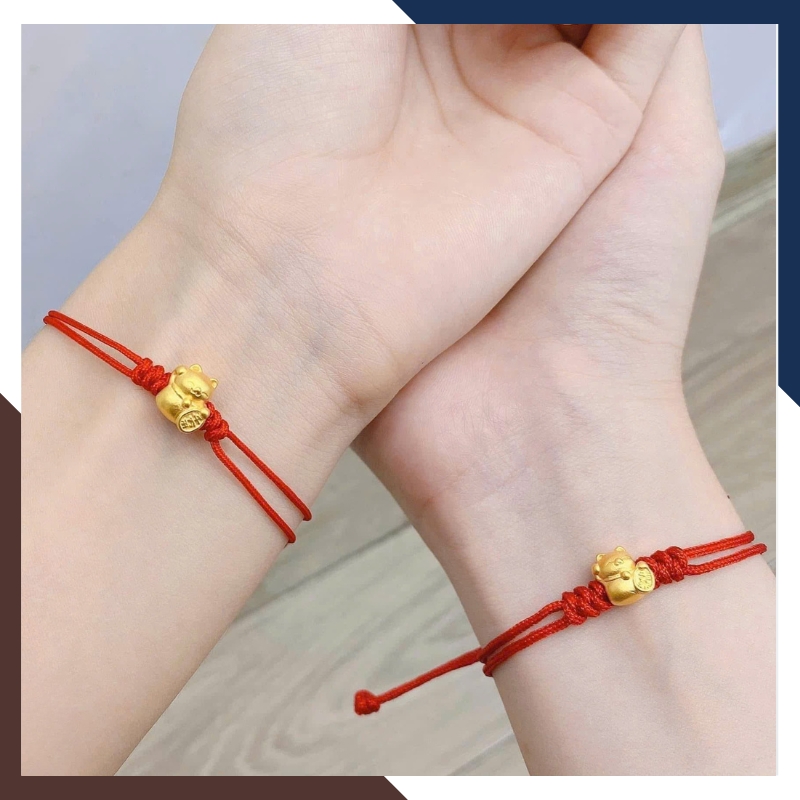 Trải nghiệm đeo vòng charm nhẹ tay trong sinh hoạt thường ngày