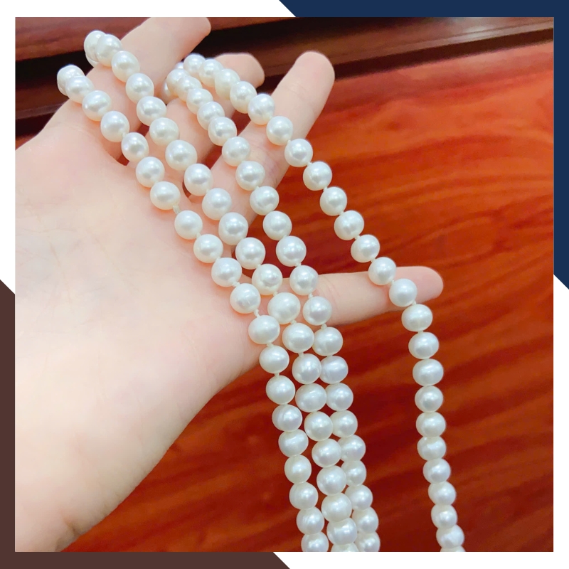 Hạt tròn 7–8mm của VCNT181 giúp chuỗi rơi mềm và ít xoắn khi phối layer