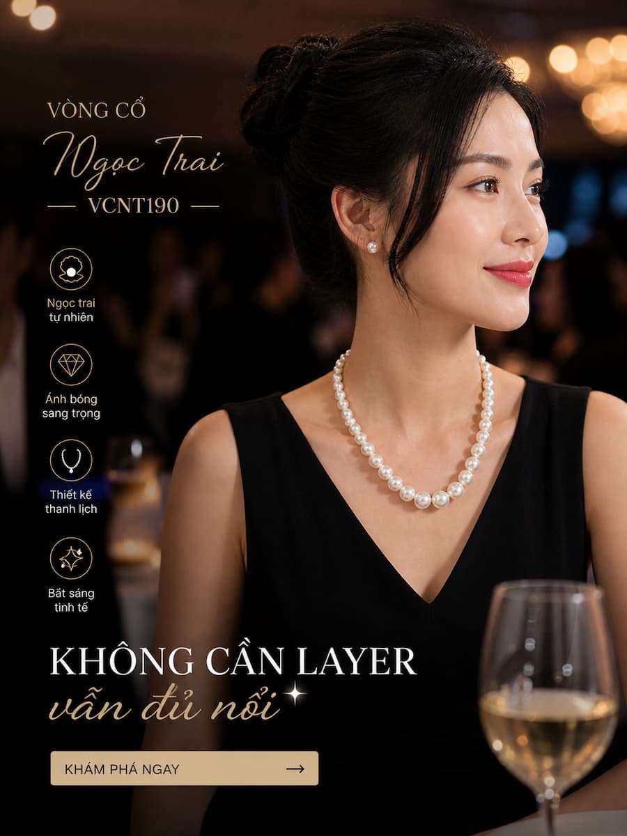 Vòng cổ ngọc trai VCNT190 dưới ánh đèn sự kiện tạo hiệu ứng bắt sáng