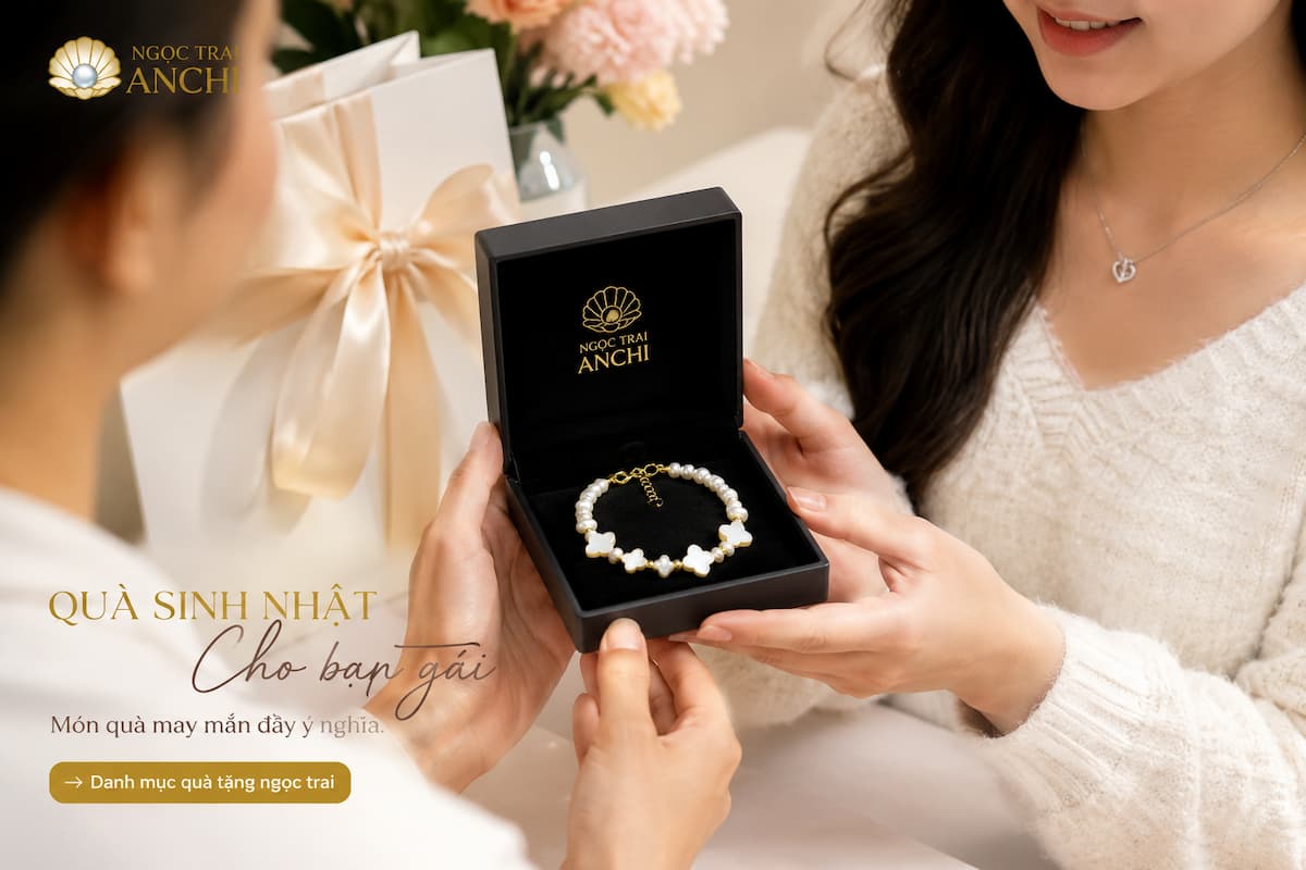 Vòng Tay Ngọc Trai Charm Cỏ 4 Lá Khảm Trai VTNT59 làm quà sinh nhật cho bạn gái