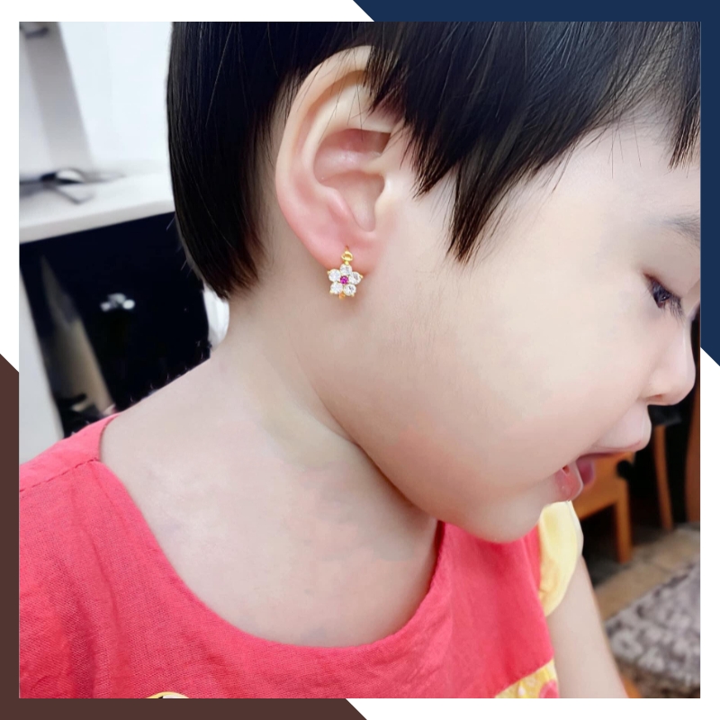 Bông tai vàng cho bé gái, khuyên tai tròn đeo sát tai hình bông hoa mai bằng vàng tây 10k cho bé mã TL30