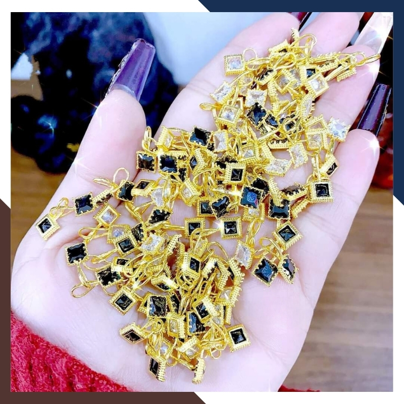 Bông tai vàng tây 10k đính đá vuông màu đen dáng móc câu trẻ trung cho nữ, mã TL21