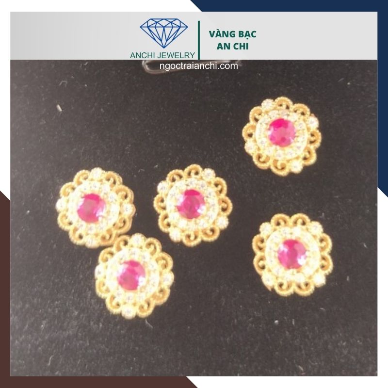 Charm bạc xỏ ngang mạ vàng đính đá spinel, bảo hành 2 năm không phai màu - bán sỉ toàn quốc