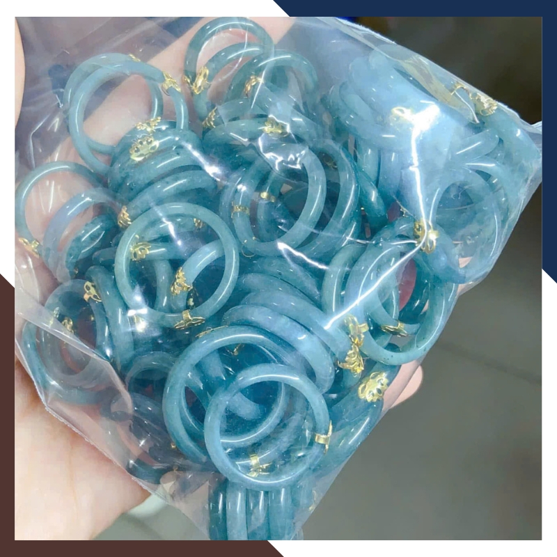 Nhẫn Lam Ngọc Tự Nhiên A+ Bọc Hoa Sen Vàng 10K – NPT53