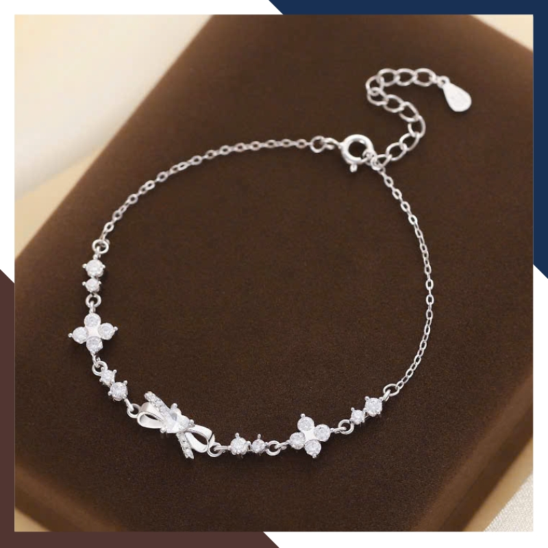 Lắc Tay Cỏ 4 Lá Phối Nơ Bạc Ta Nguyên Chất LTBN48 – Điểm Nhấn Duyên Dáng Cho Phái Đẹp