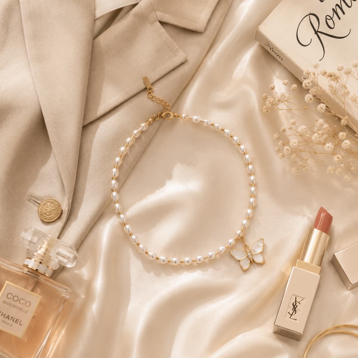 Vòng Cổ Choker Ngọc Trai VCNT195 – Feminine Luxury Với Charm Bướm Khảm Trai