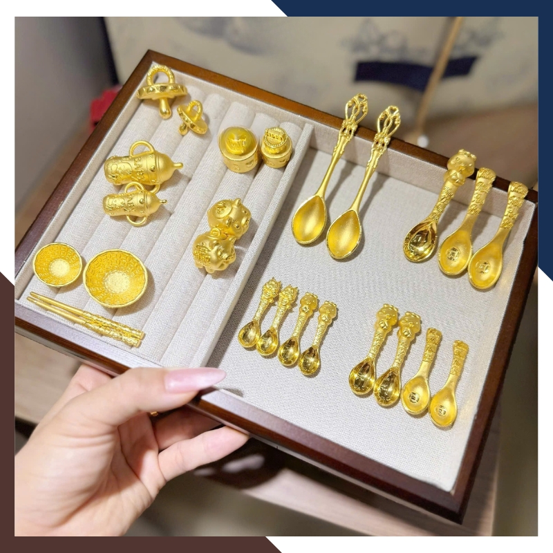 Bộ Bát Đũa Vàng Ta 24K 9999 QTV32 – Kỷ Vật Thôi Nôi Cho Bé | Ngọc Trai Anchi