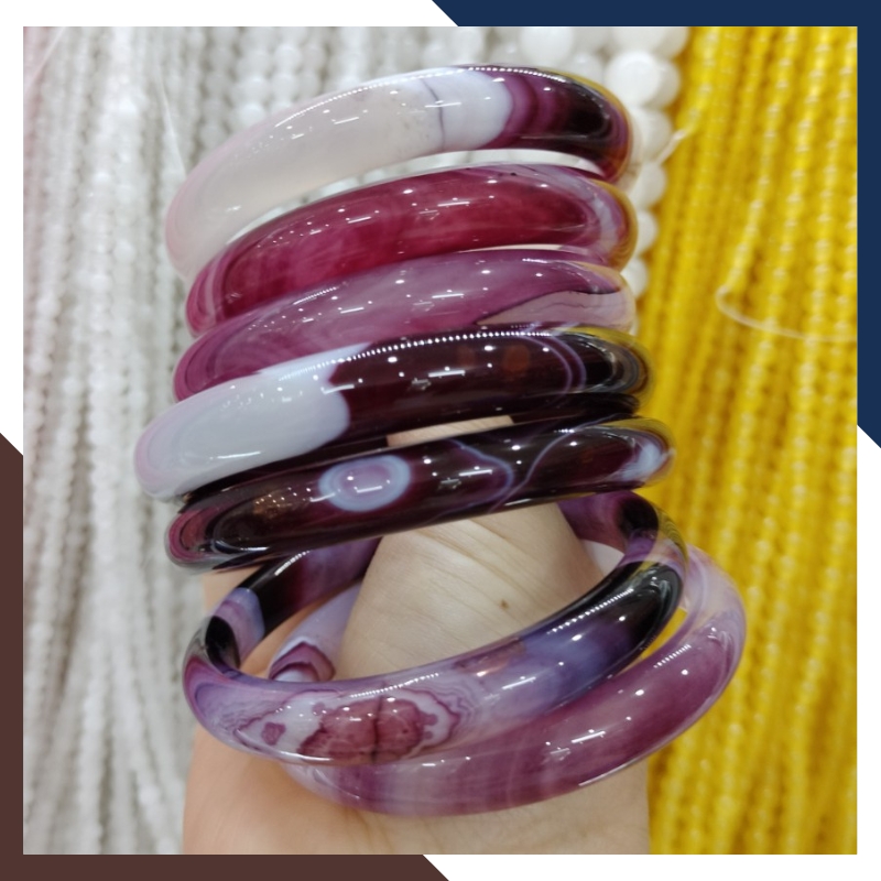 Vòng mã não vân đỏ trắng liền khối bản mo 10mm cho nữ mệnh hỏa, mệnh thổ, mệnh kim, mệnh thủy mã AC120