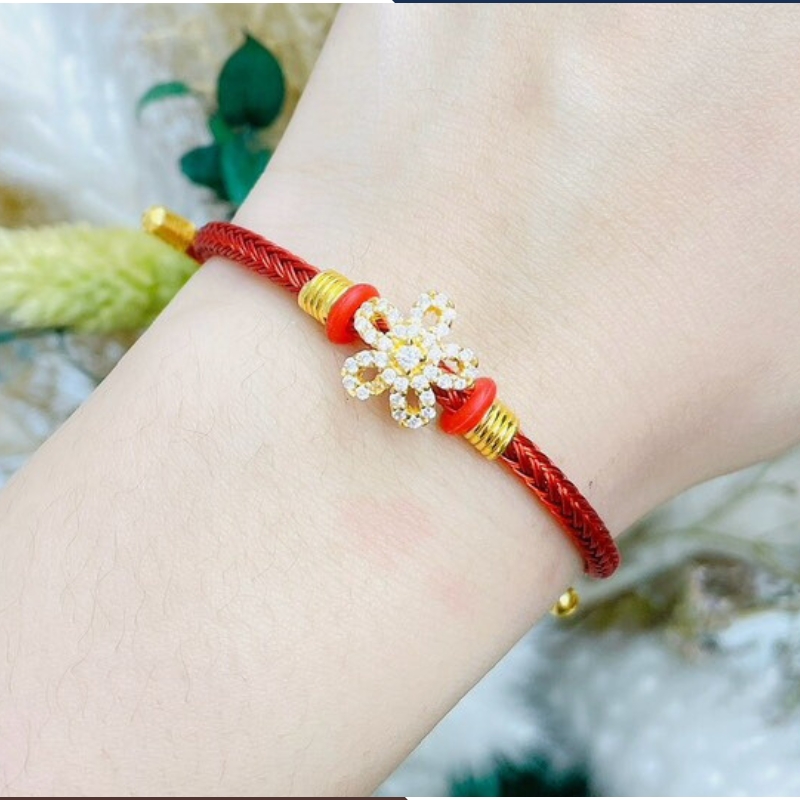 Vòng charm vàng 24k 9999 hình hoa 5 cánh mã VCHV13