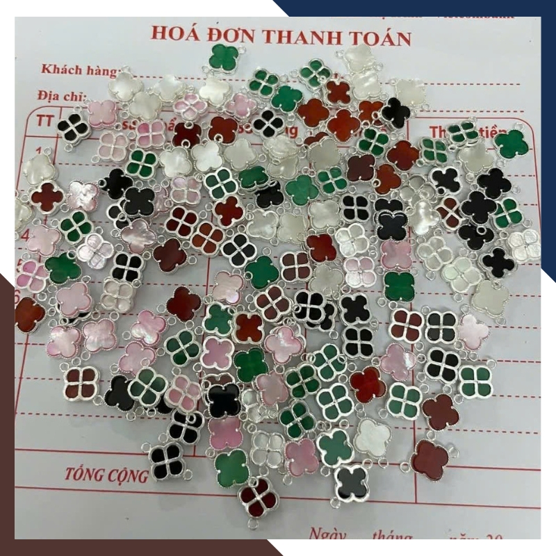 Vòng Tay Ngọc Trai Cỏ 4 Lá Đen, Đỏ, Trắng, Xanh, Hồng VTNT49