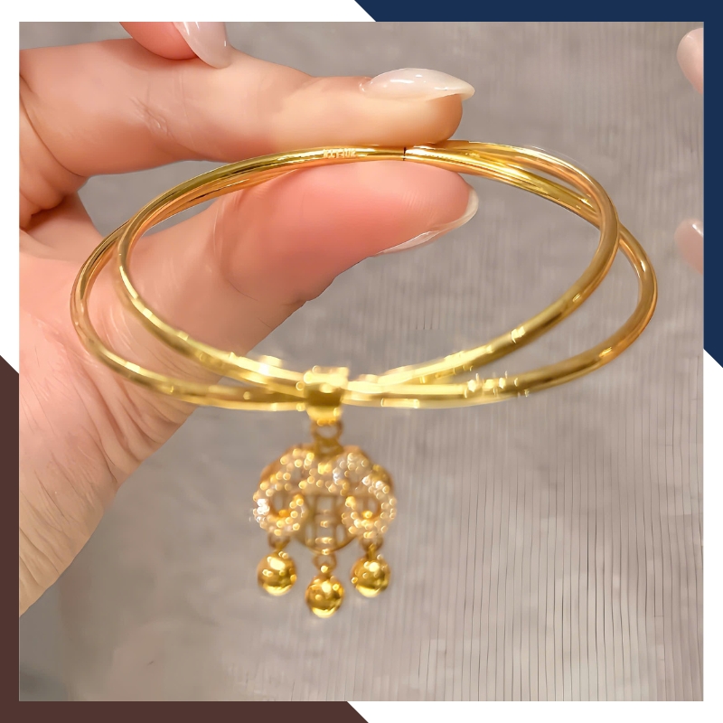 Vòng tay vàng nữ trơn phối khóa trường mệnh LTVN217