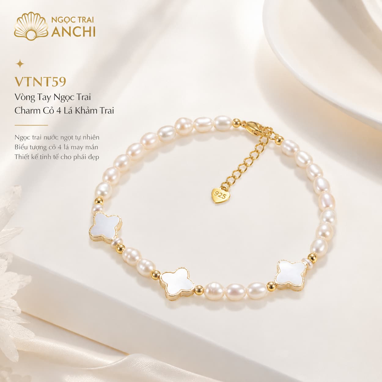 Vòng Tay Ngọc Trai VTNT59 Charm Cỏ 4 Lá Khảm Trai May Mắn Cho Nữ