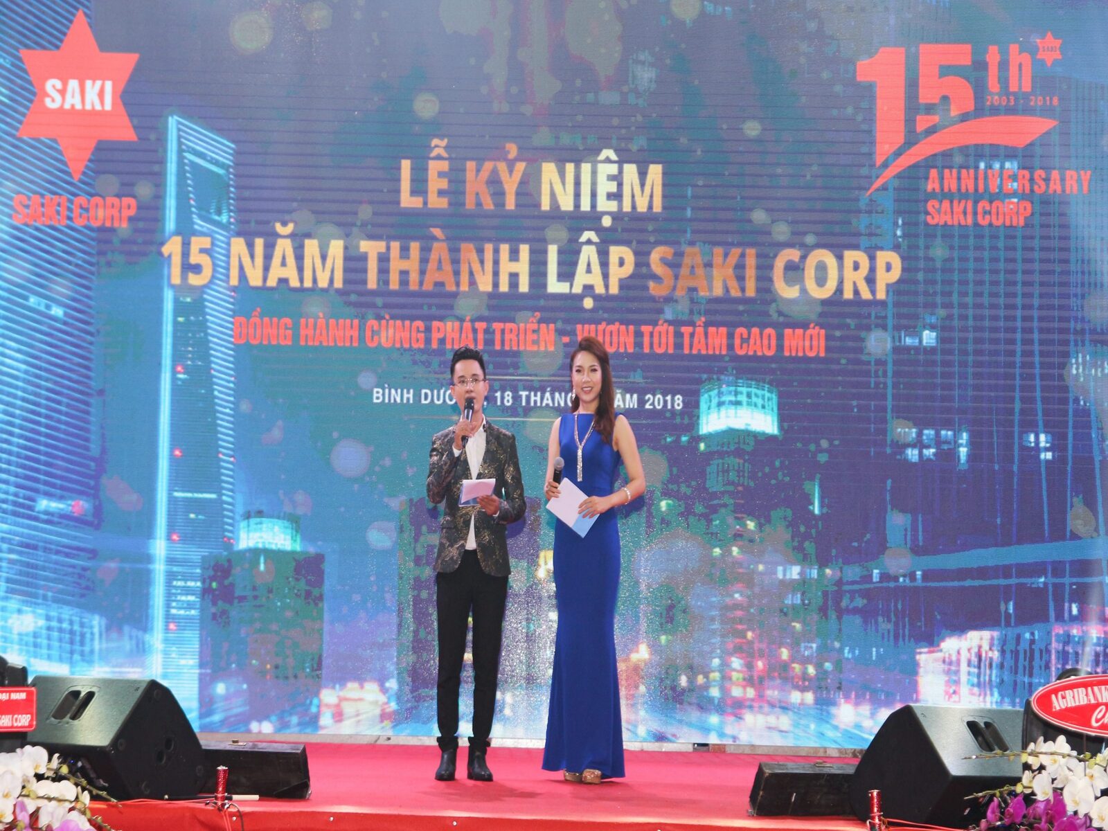 Nhân sự trong lễ kỷ niệm công ty của FMD Media đảm bảo chuyên nghiệp