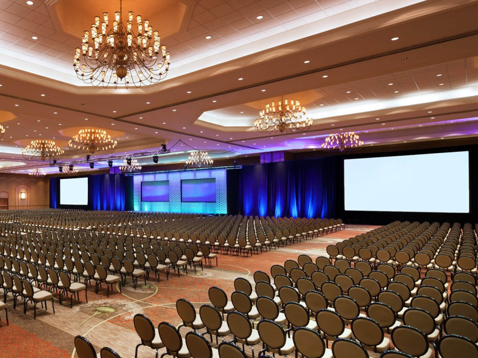 Hội trường tổ chức sự kiện – Trung tâm hội nghị thành phố