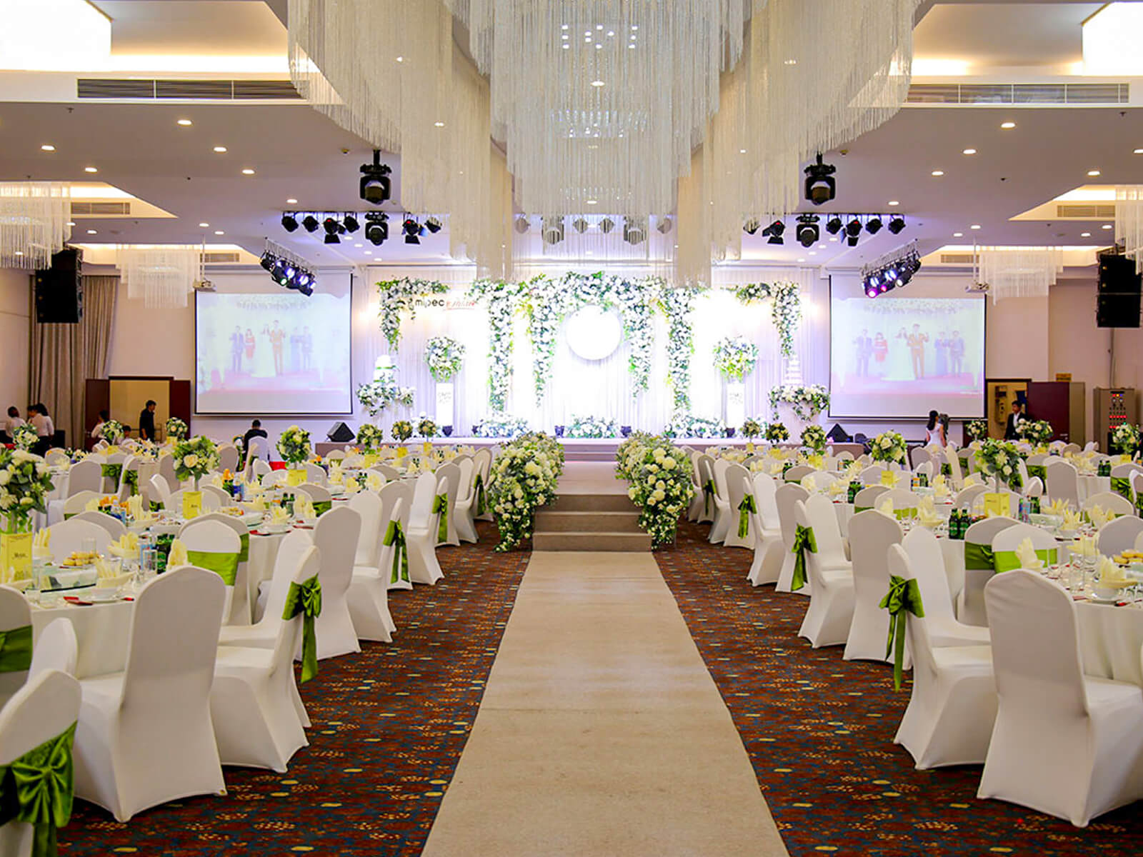 FMD Media cung cấp dịch vụ tổ chức sự kiện đám cưới chất lượng cao, chi phí tốt