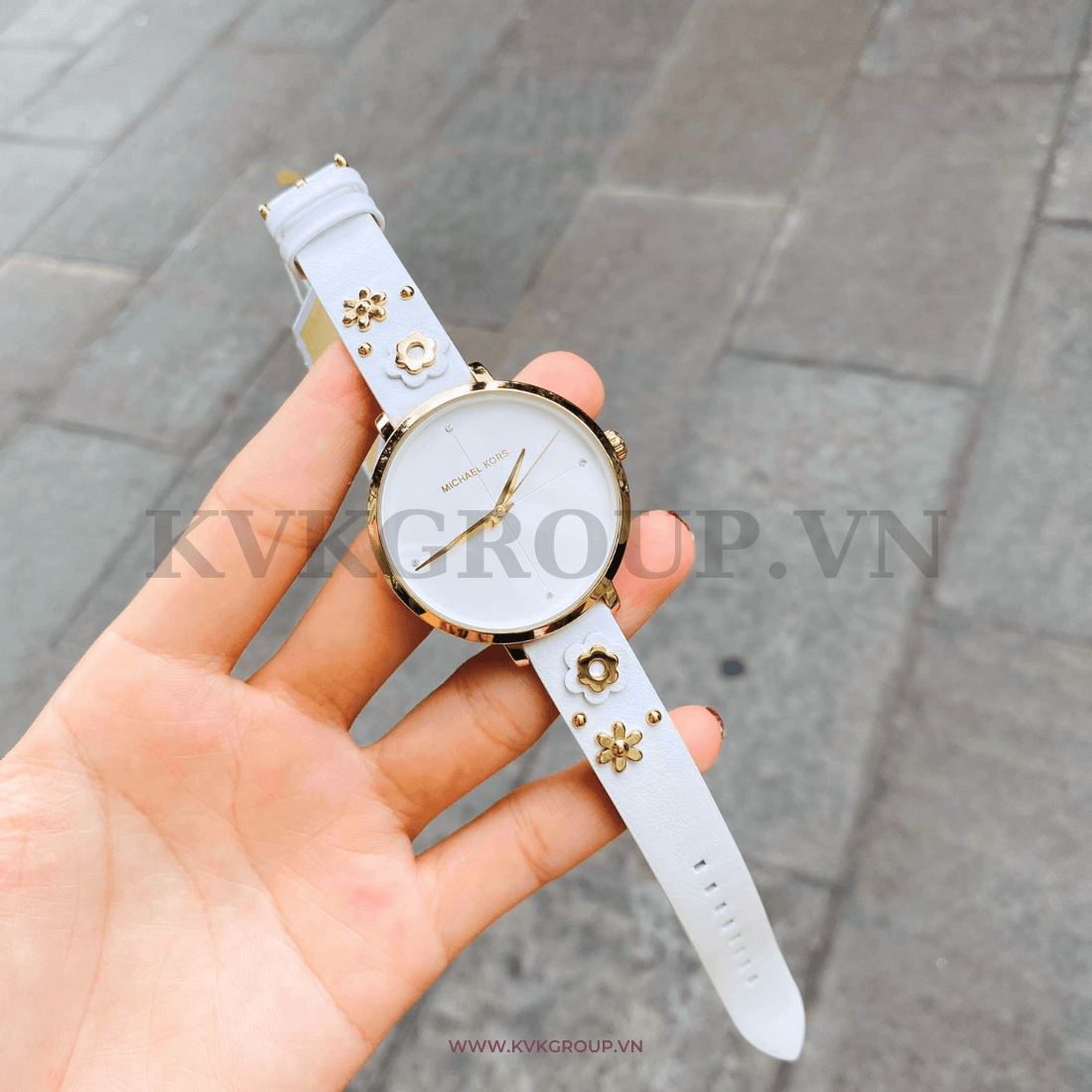 ng h MICHAEL KORS n MK2821 Charley Gold Tone White Dial