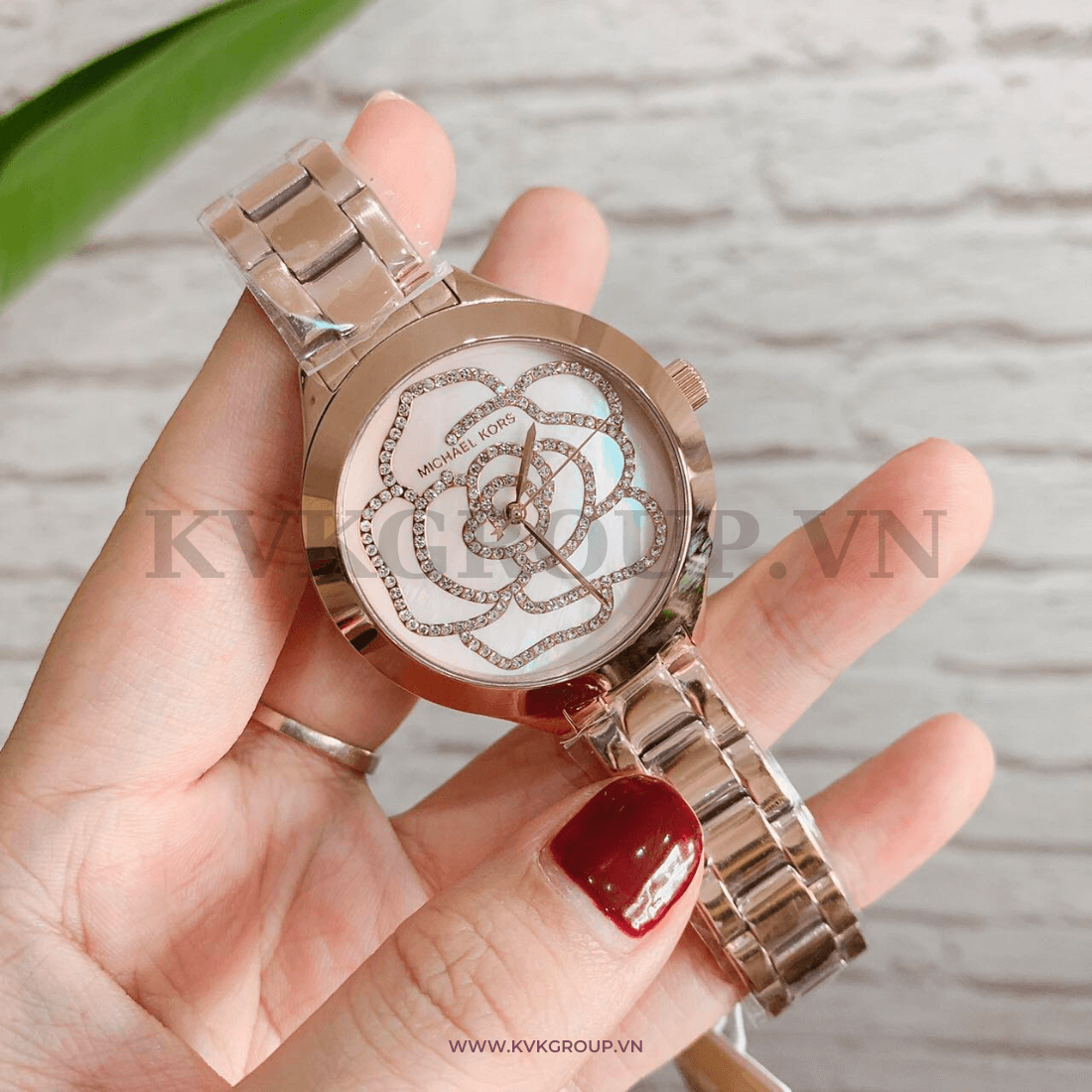 Michael kors rose clearance gold flower watch