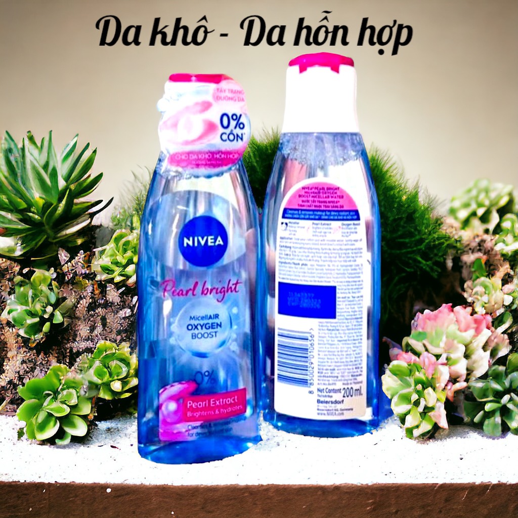 Tẩy trang sạch nhờn không cồn Nivea Bright Oil Clear 200ml