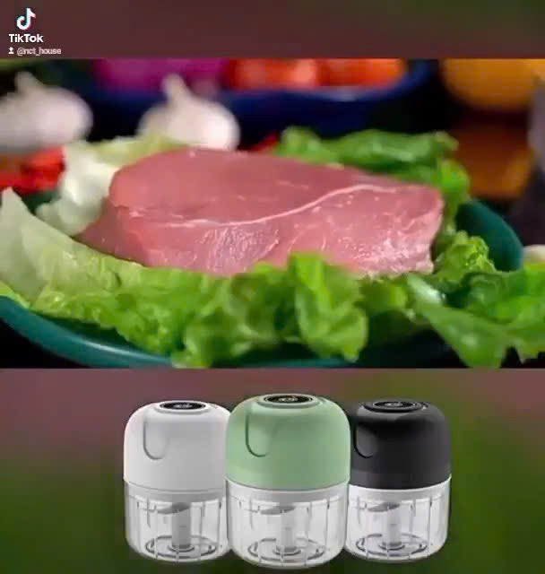 Dụng cụ xay tỏi dây sạc USB 250ml