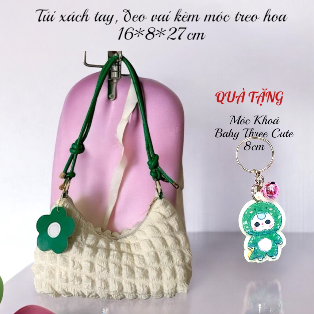 13.16 Túi xách tay, đeo vai kèm móc treo hoa 16*8*27cm