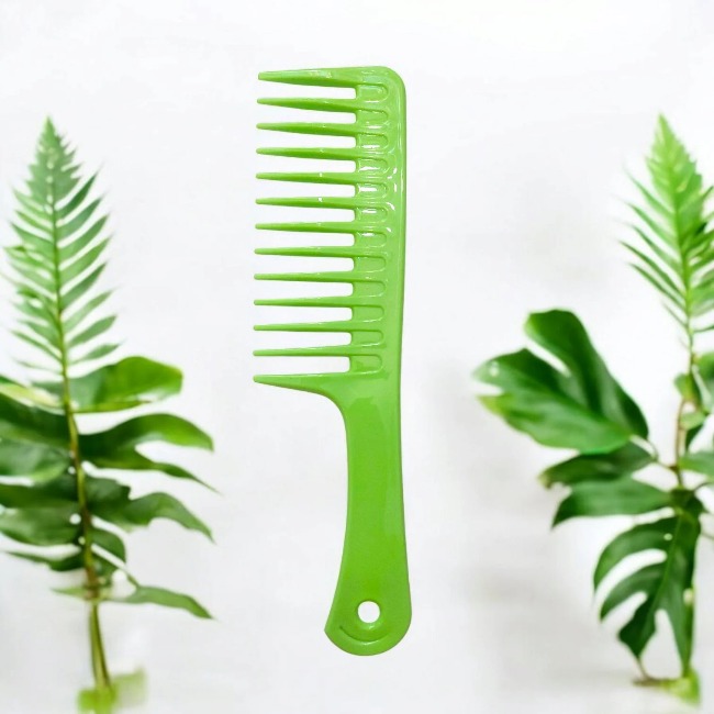 Lược chải tóc trơn nhiều màu