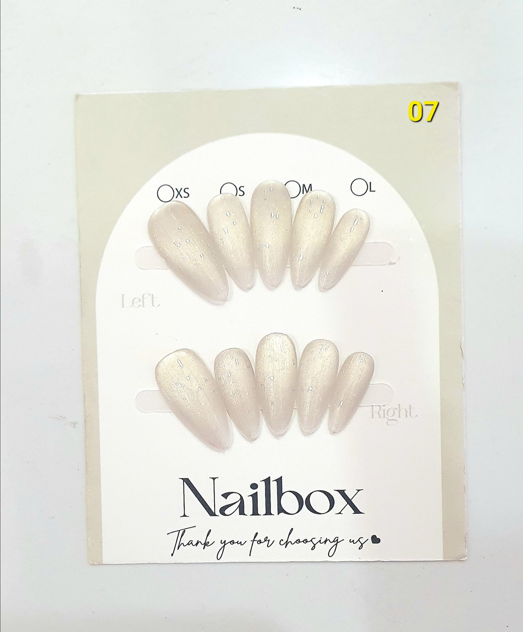 H03. Set 10 móng tay giả mắt mèo kèm keo và giũa móng