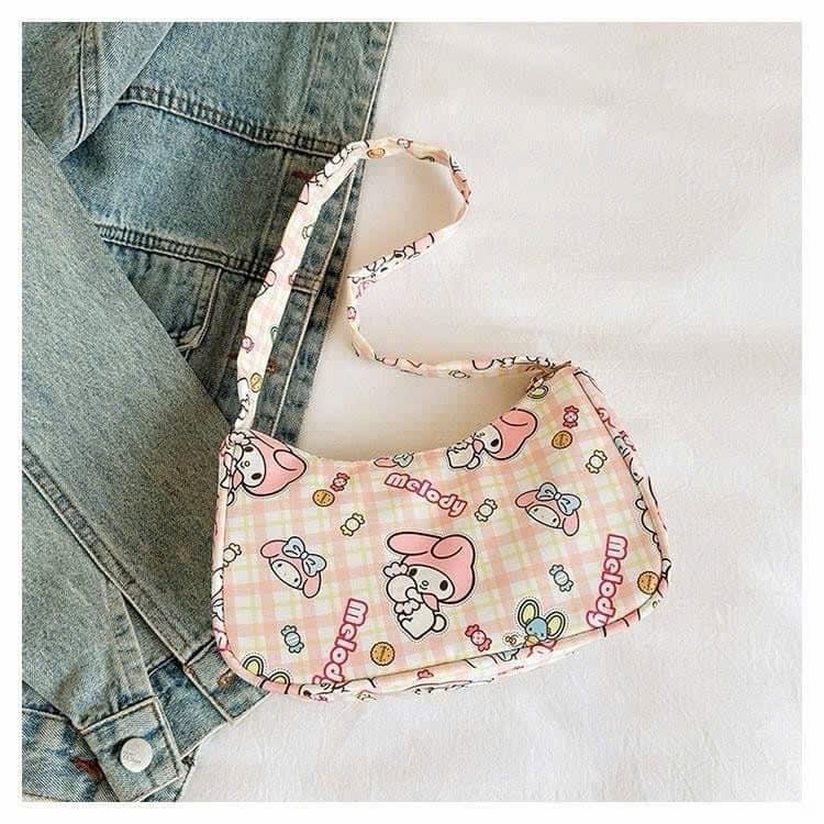 13.16. Túi đeo vai hoạt hình 22x12x7,5cm (không tính dây)