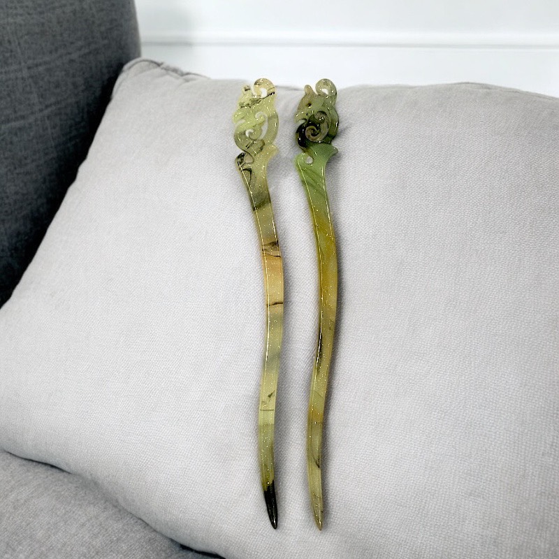 14.21 Trâm cài tóc nhựa họa tiết vân sa.ng trọng 18cm